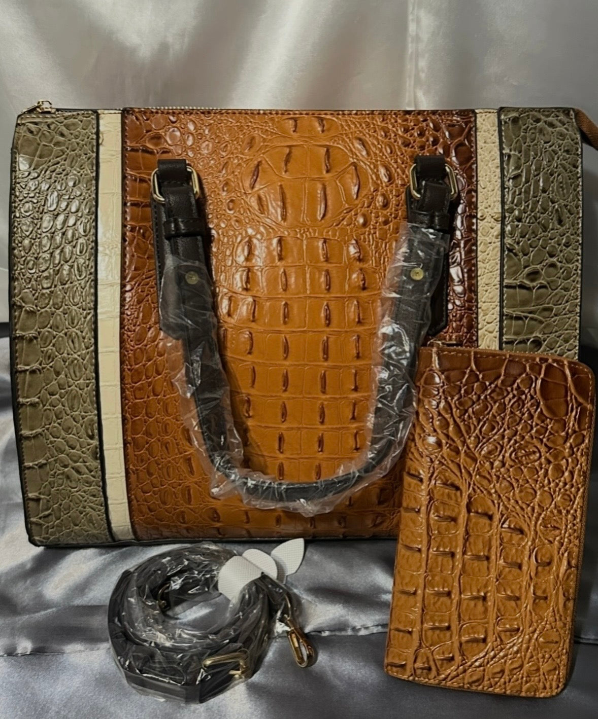 FASHION HANDBAG