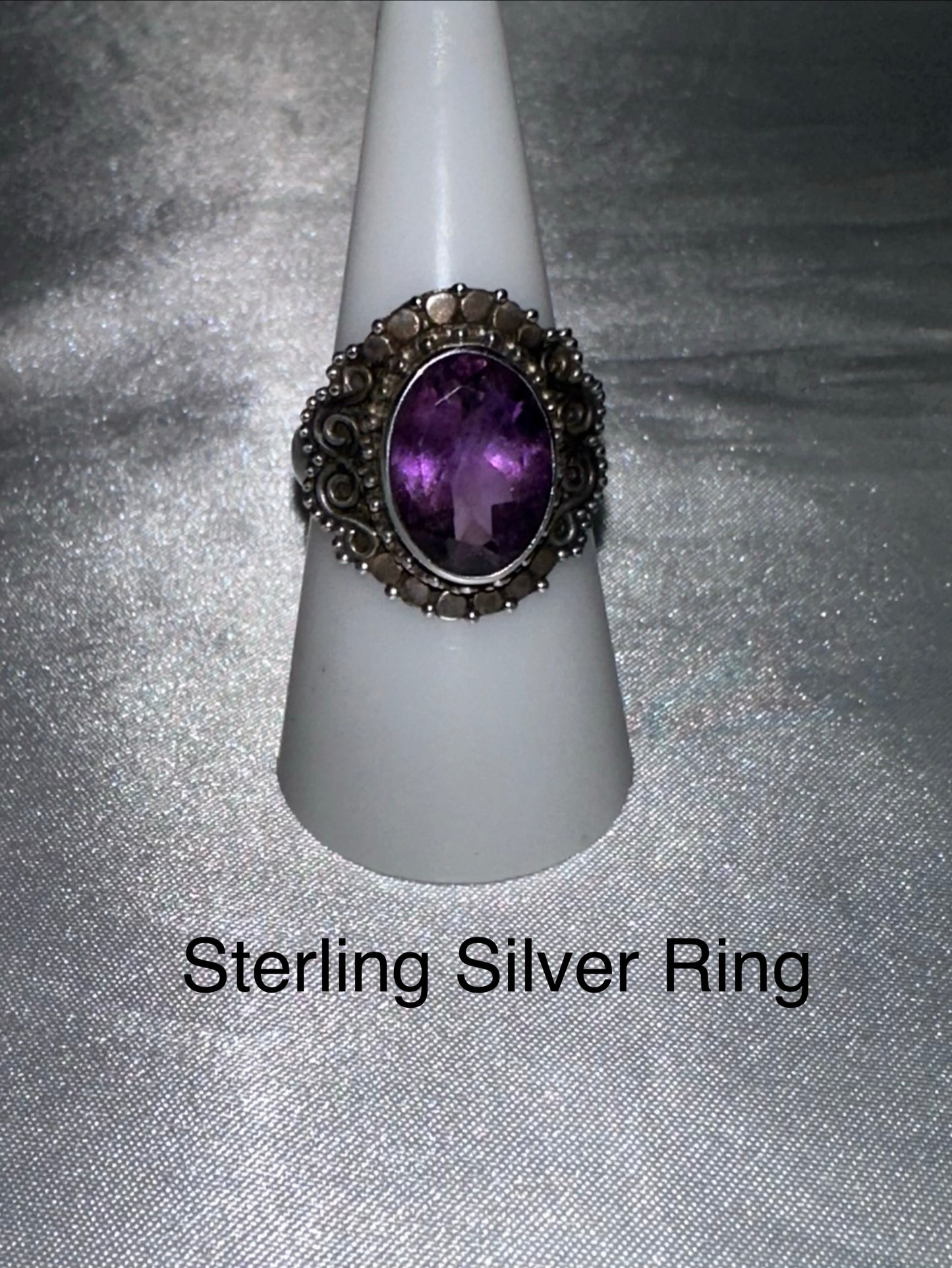 STERLING SILVER RING -SIZE 8