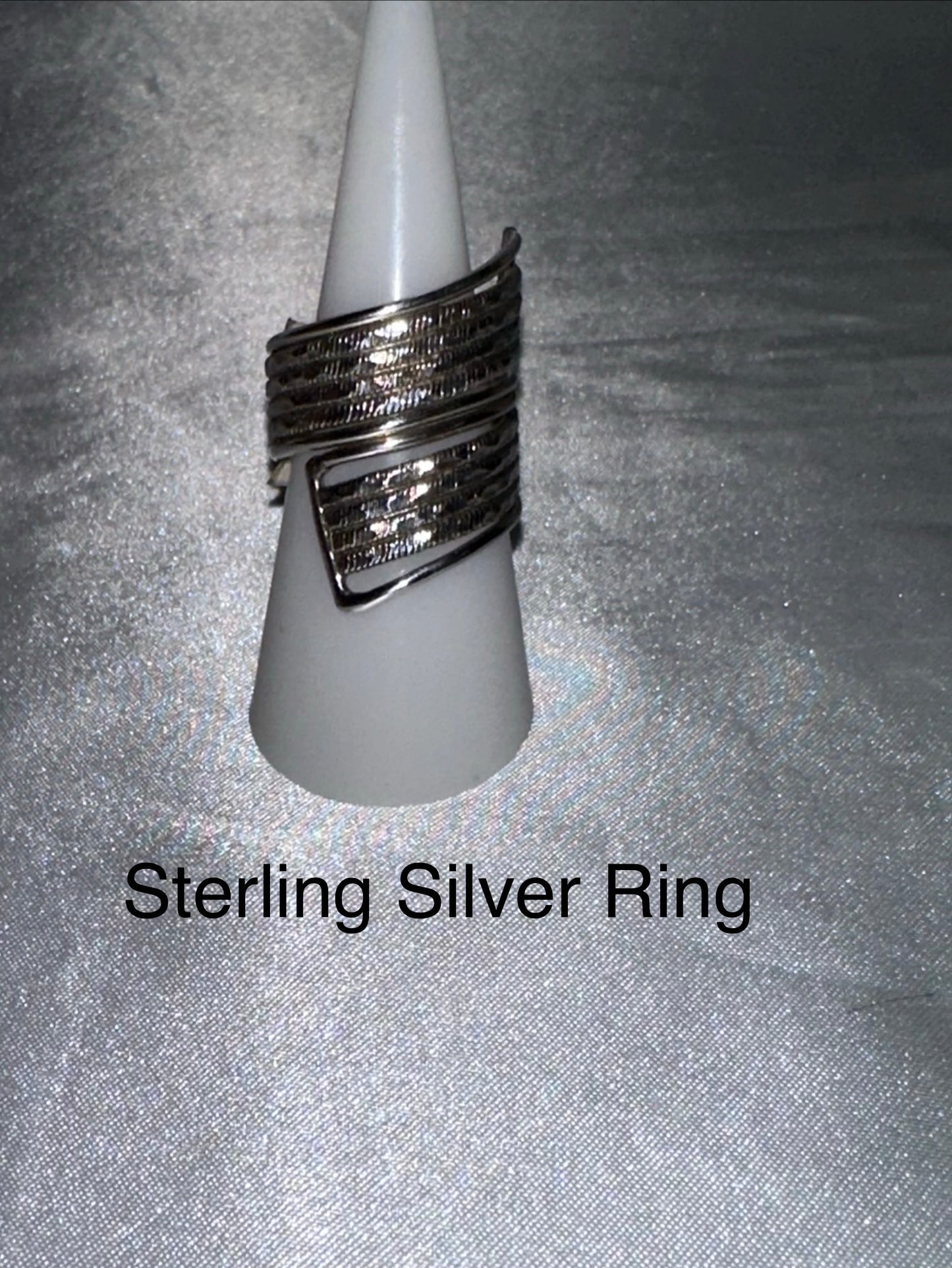 STERLING SILVER RING -SIZE 8