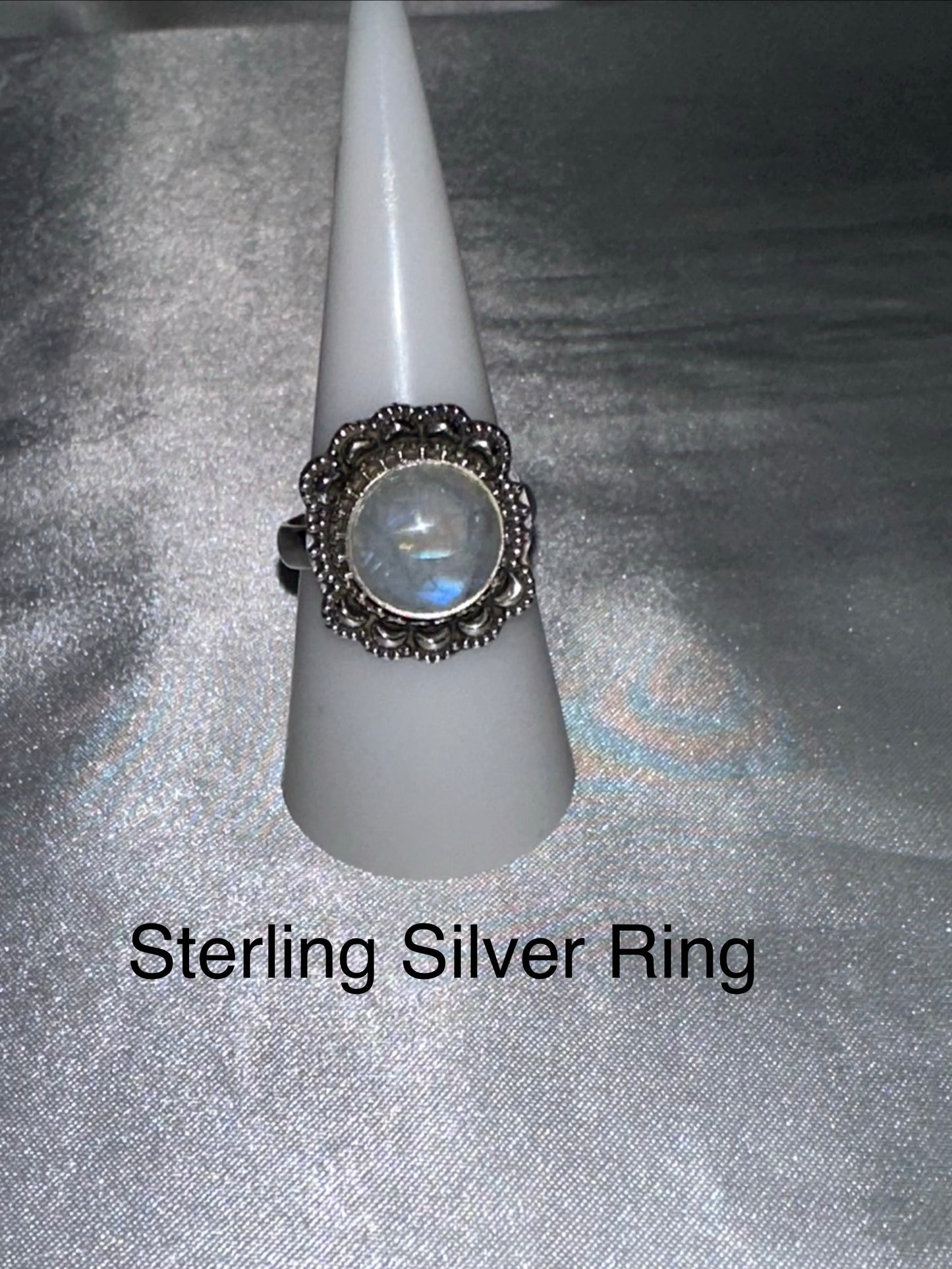 STERLING SILVER RING -SIZE 8