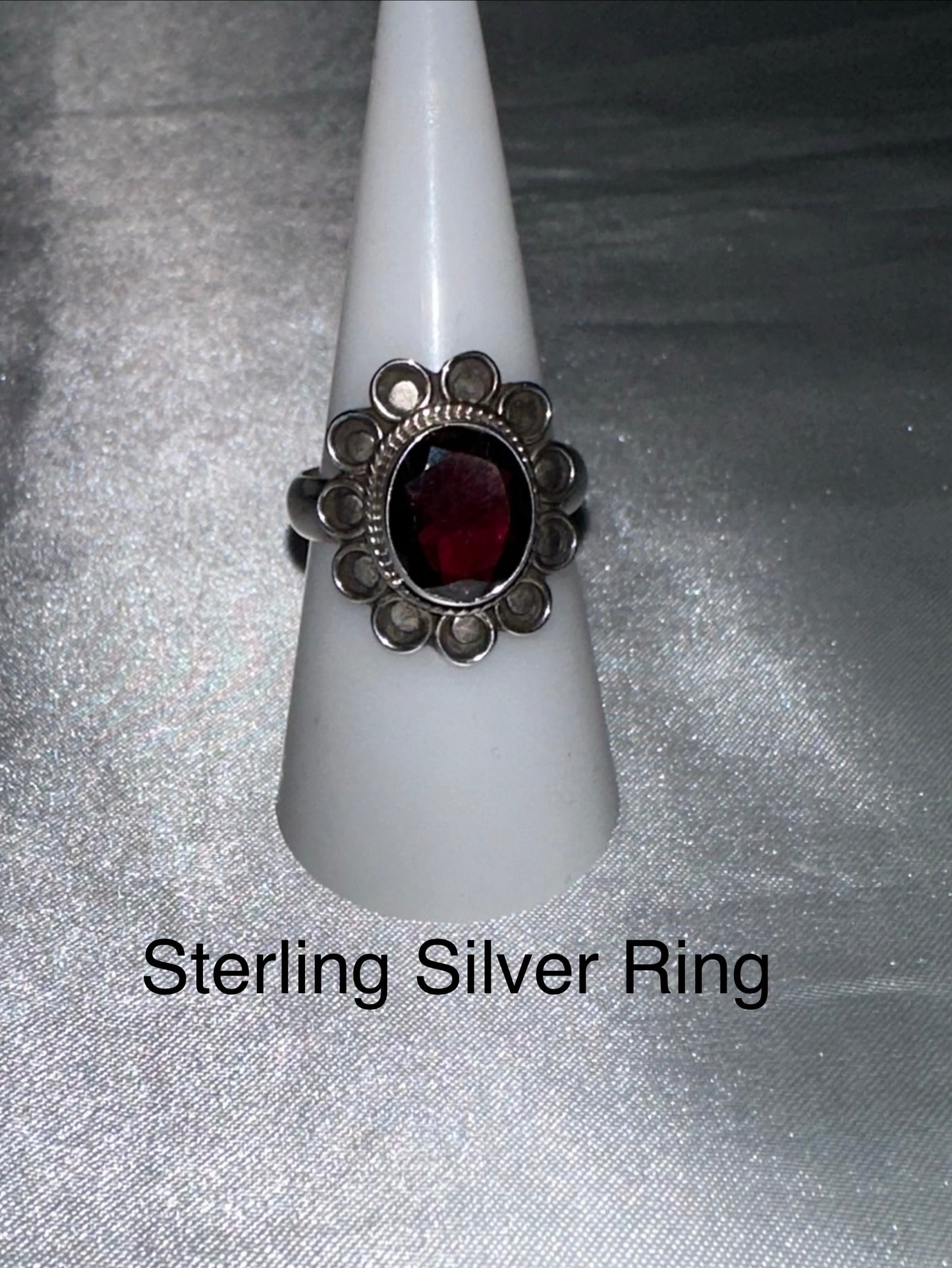 STERLING SILVER RING -SIZE 8