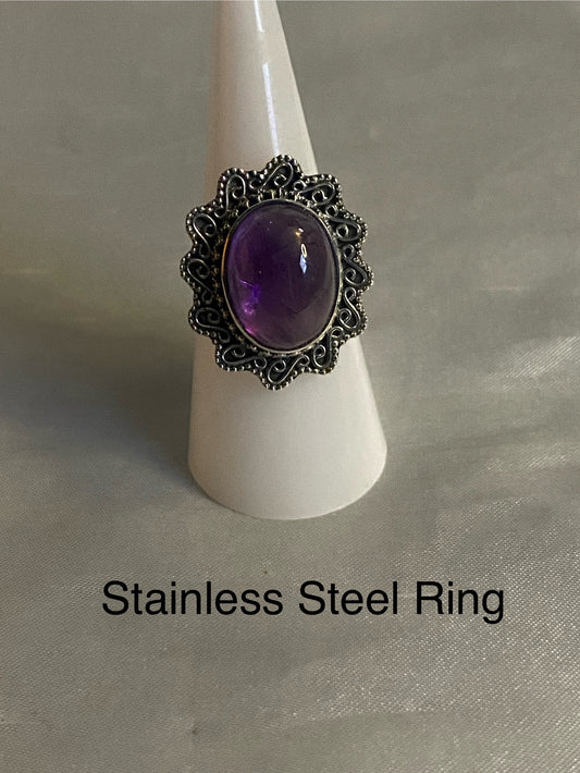 STERLING SILVER RING - SIZE 7.5