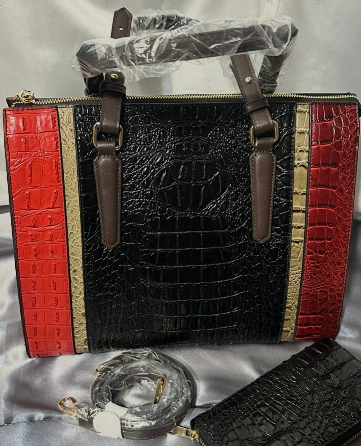 FASHION HANDBAG