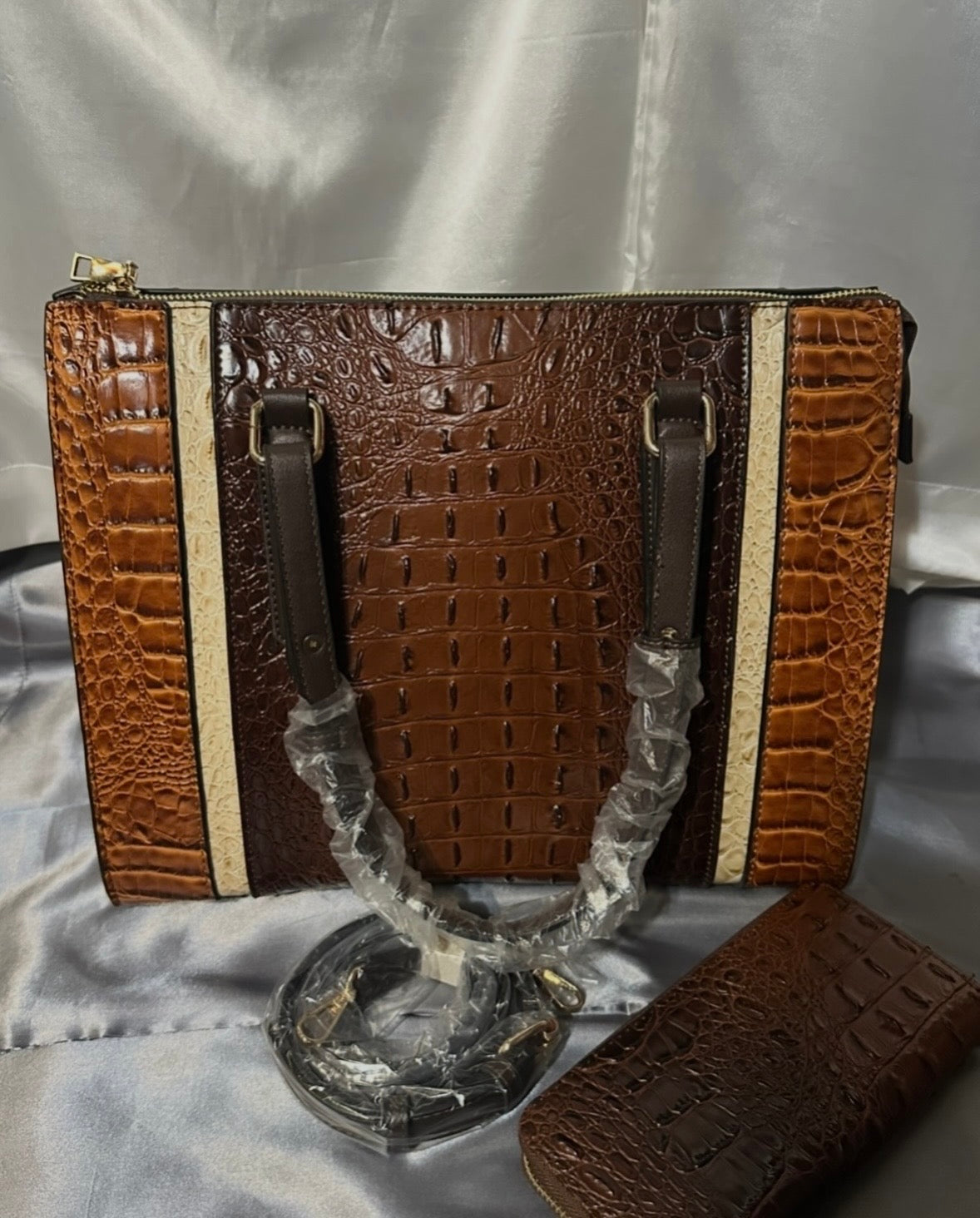 FASHION HANDBAG