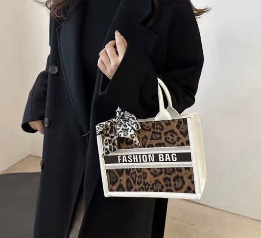 FASHION HANDBAG