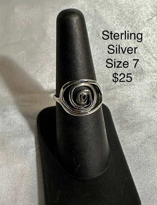 STERLING SILVER RING- SIZE 7